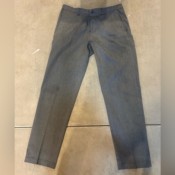 Haggar Other - BOGO Haggar Straight Fit Premium Khakis 33x32